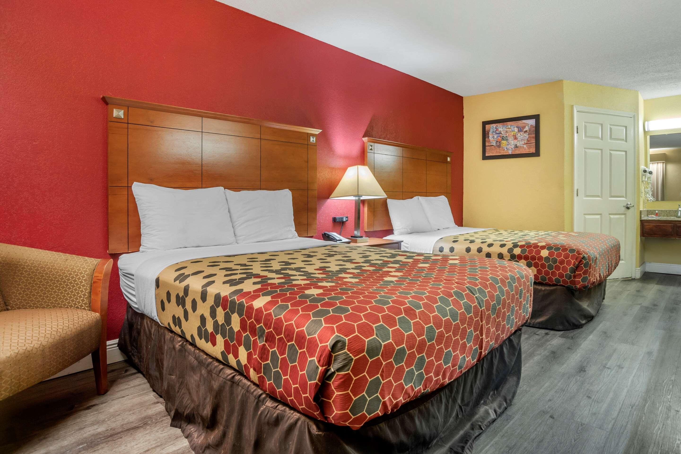 Econo Lodge Тупело Екстер'єр фото