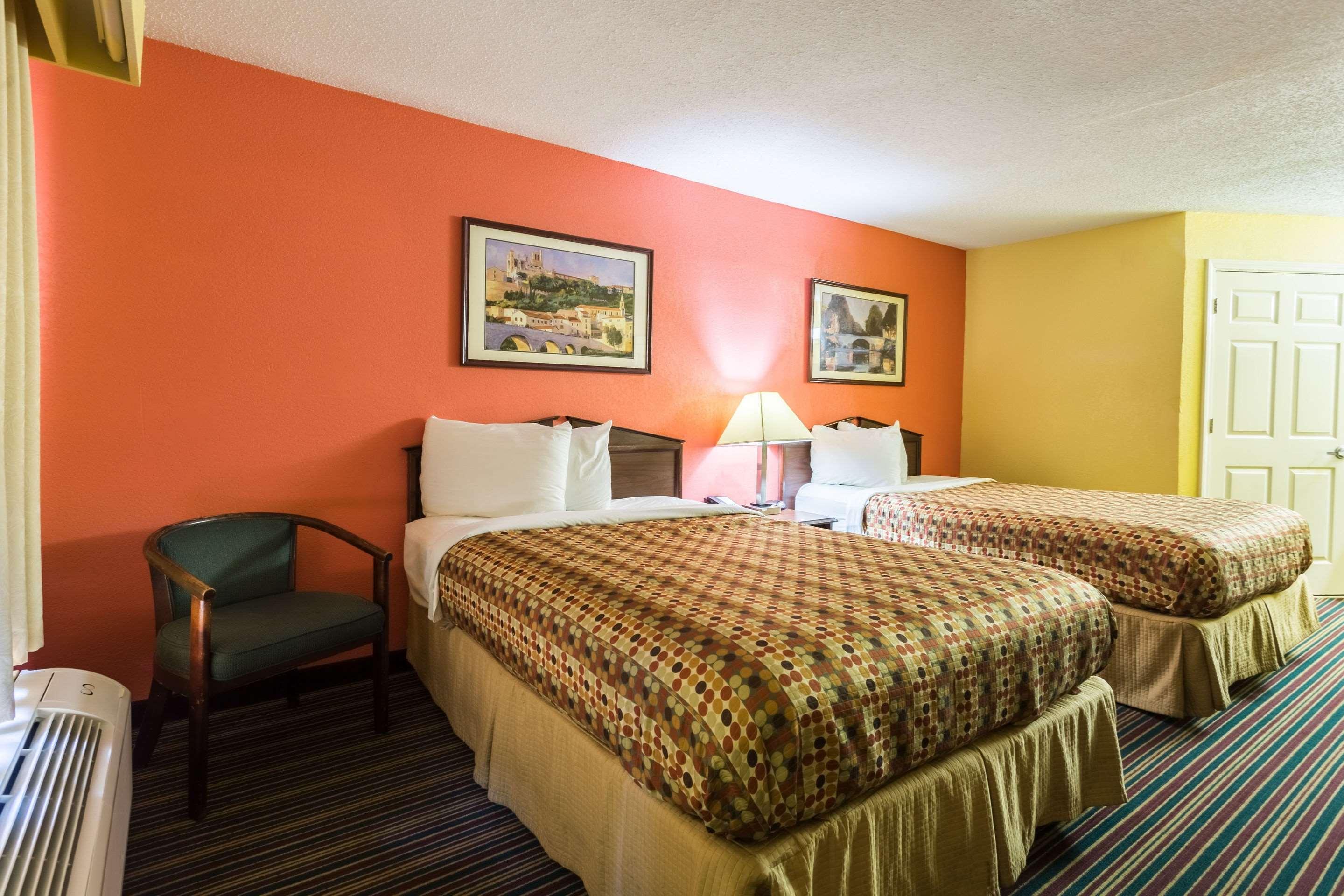 Econo Lodge Тупело Екстер'єр фото