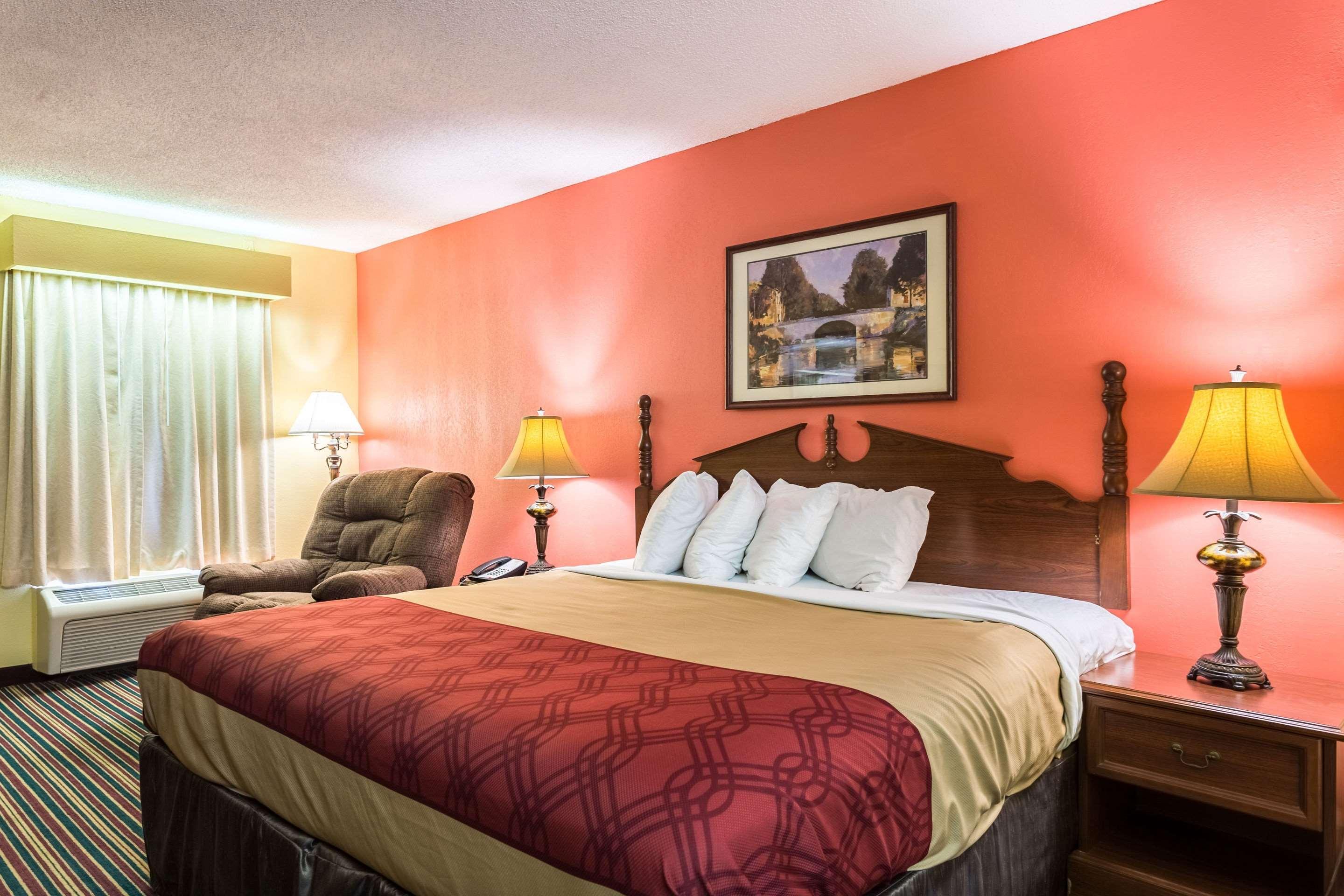 Econo Lodge Тупело Екстер'єр фото