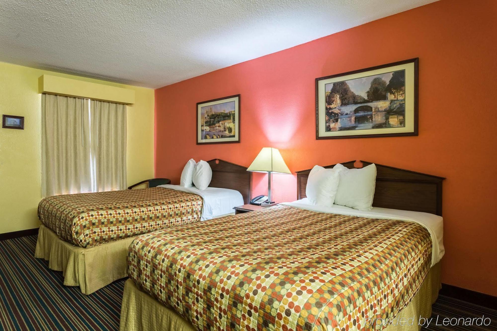 Econo Lodge Тупело Екстер'єр фото